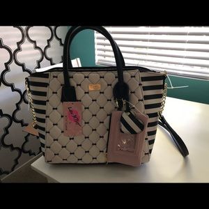 Betsy Johnson hand bag
